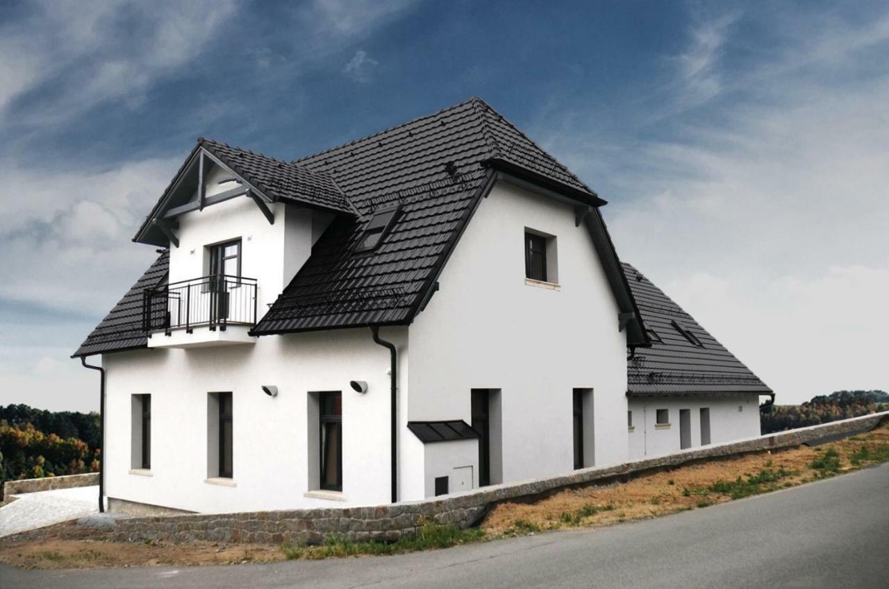 Penzion Na Zlate Ceste Тахов Экстерьер фото